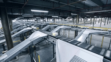 Worldwide shipping warehouse